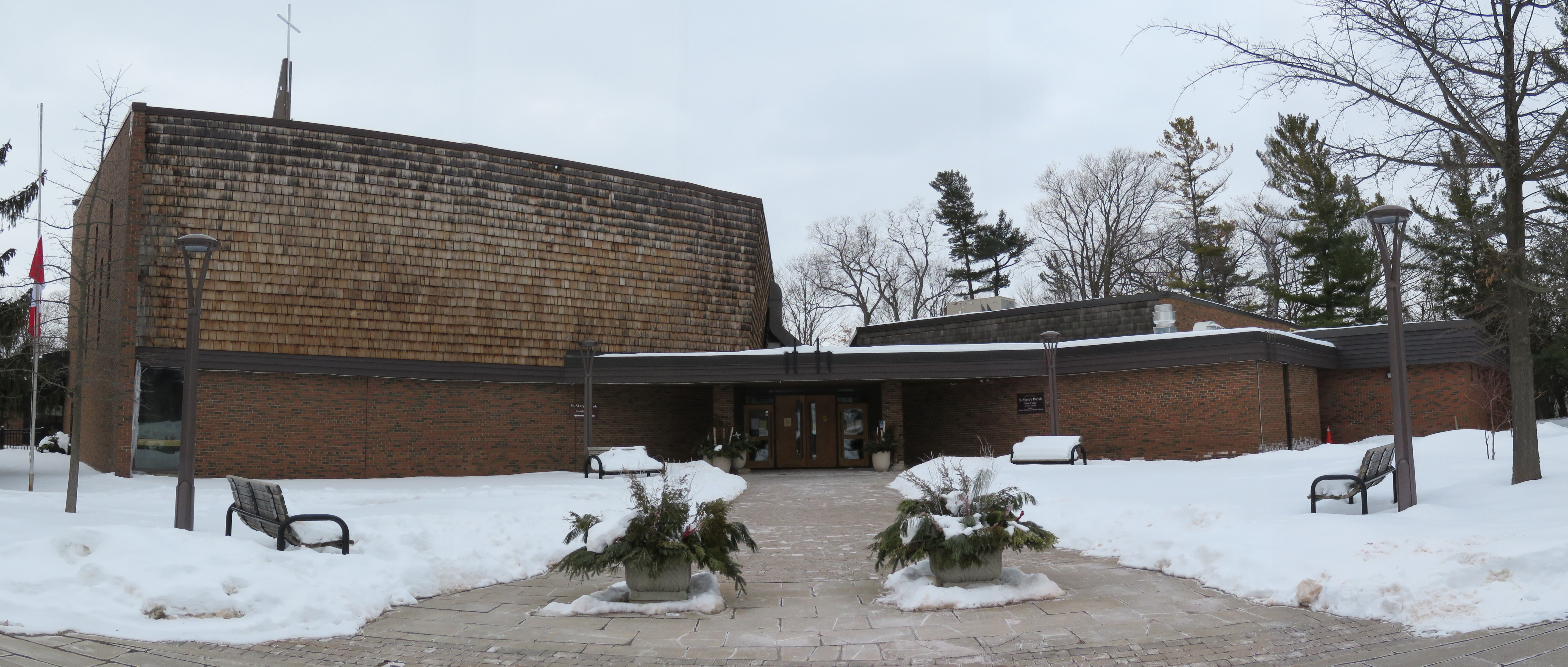 Panorama from outside the Church in Wintertime at the flower planters